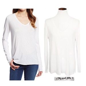 Michael stars white long sleeve v-neck top